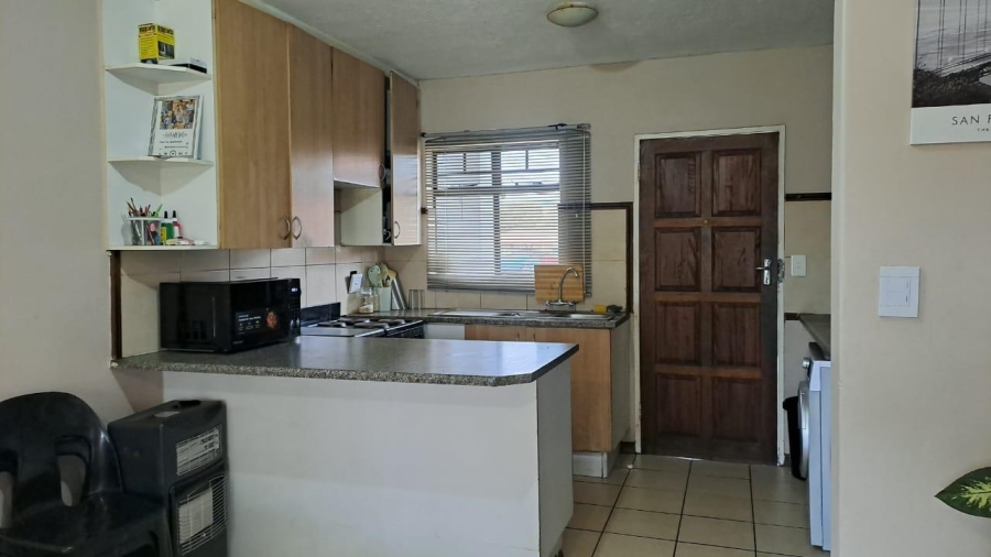 2 Bedroom Property for Sale in Karenpark Gauteng