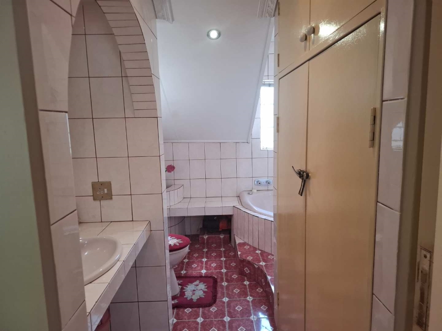 4 Bedroom Property for Sale in Winchester Hills Gauteng