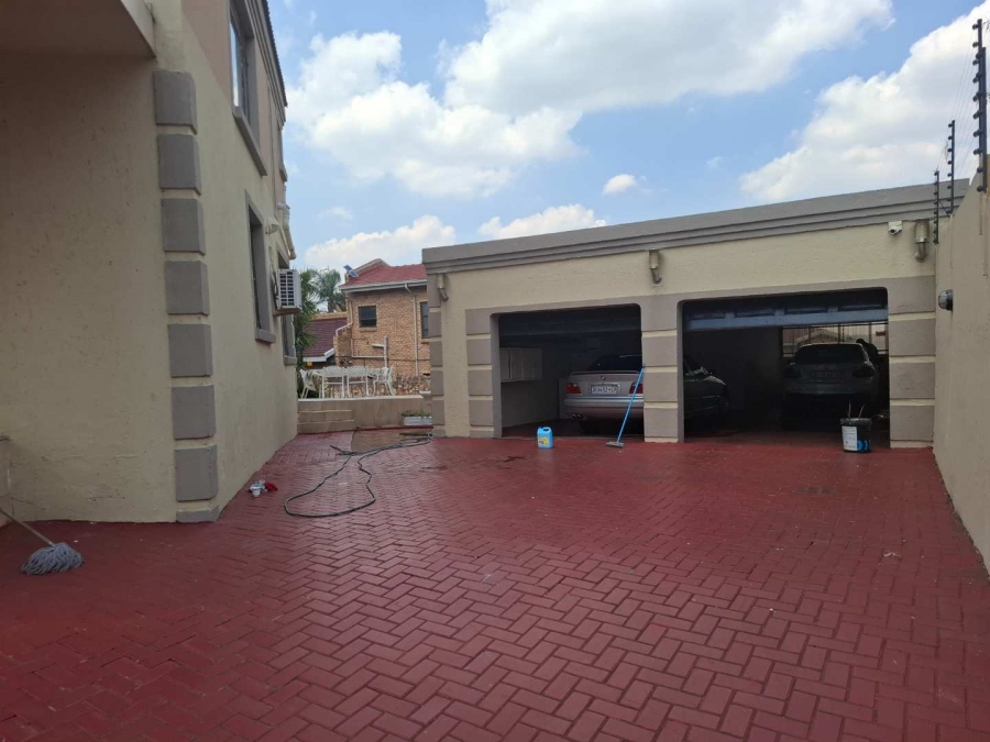4 Bedroom Property for Sale in Winchester Hills Gauteng