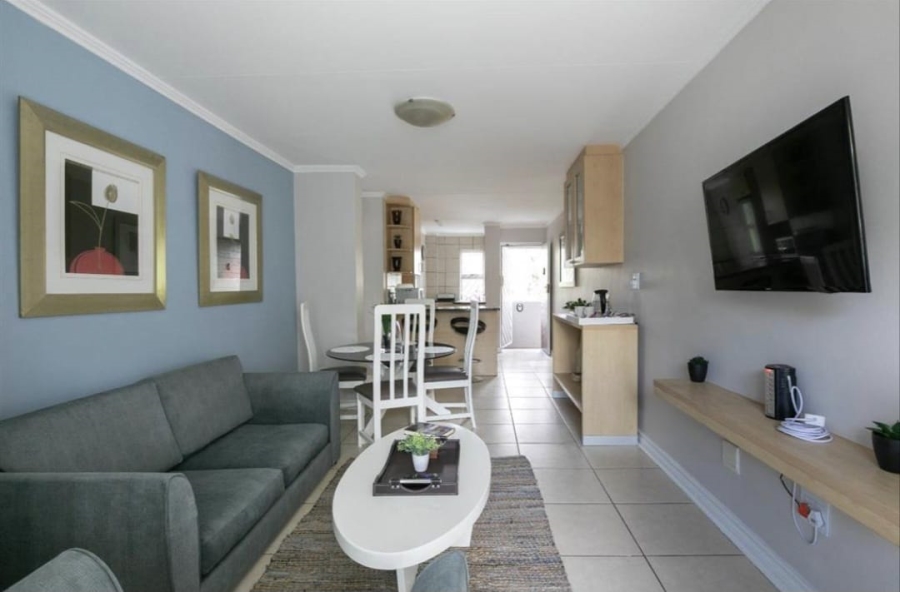 To Let 2 Bedroom Property for Rent in Sandown Gauteng