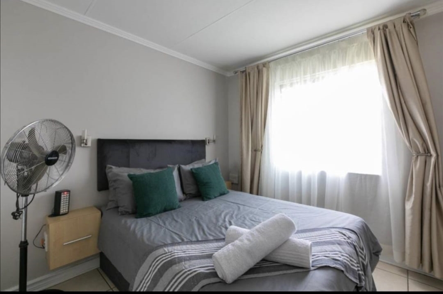 To Let 2 Bedroom Property for Rent in Sandown Gauteng