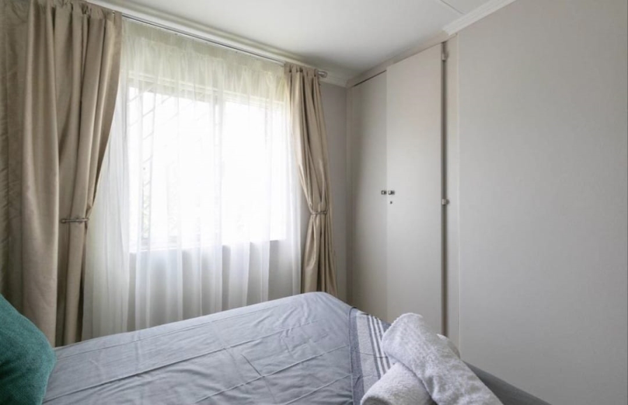 To Let 2 Bedroom Property for Rent in Sandown Gauteng