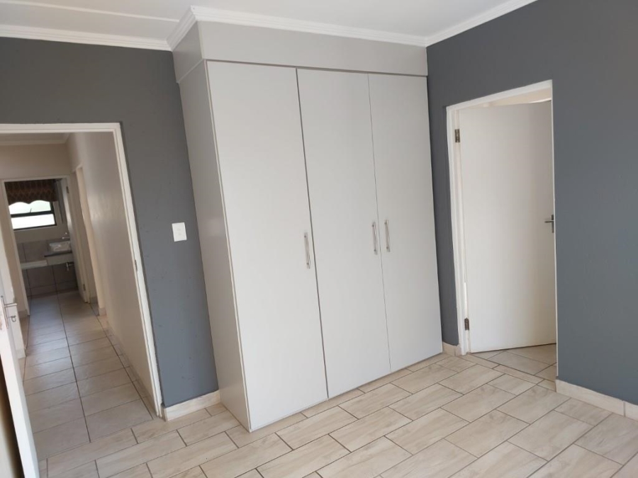 3 Bedroom Property for Sale in Lonehill Gauteng