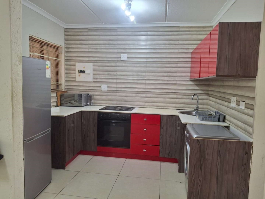 To Let 1 Bedroom Property for Rent in Benmore Gardens Gauteng