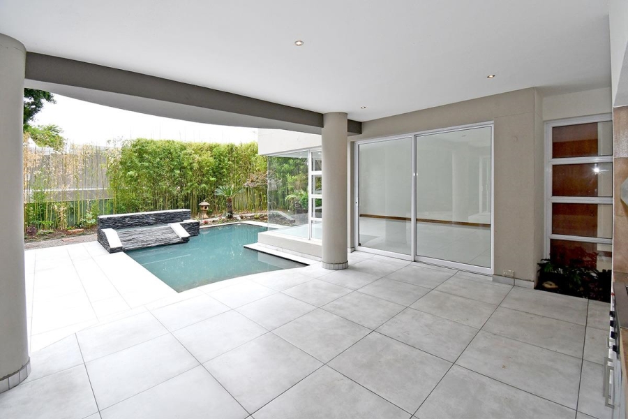 To Let 6 Bedroom Property for Rent in Sandhurst Gauteng