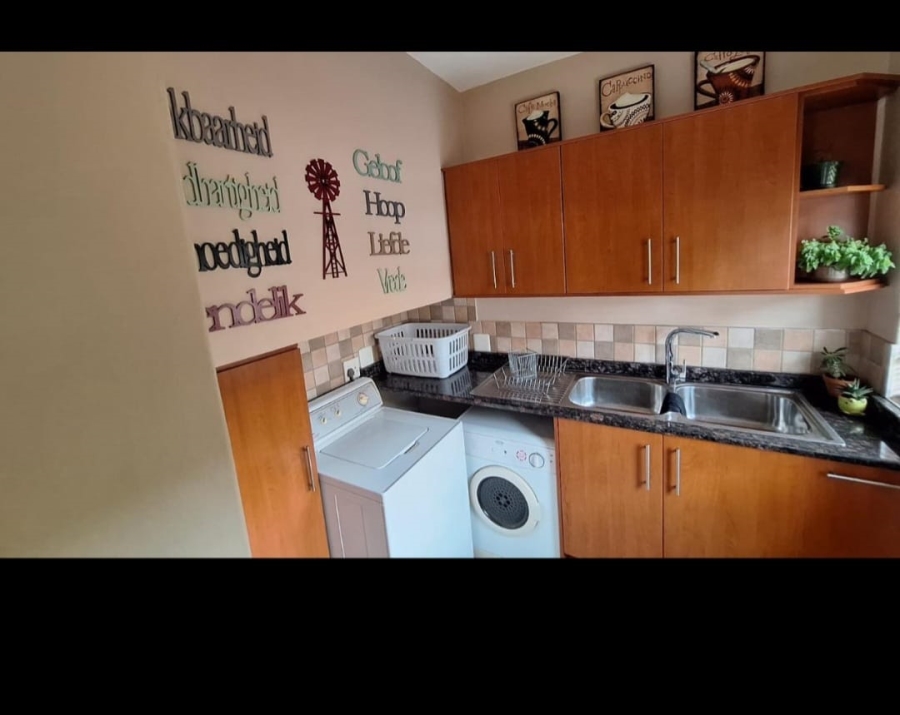 7 Bedroom Property for Sale in Centurion Central Gauteng