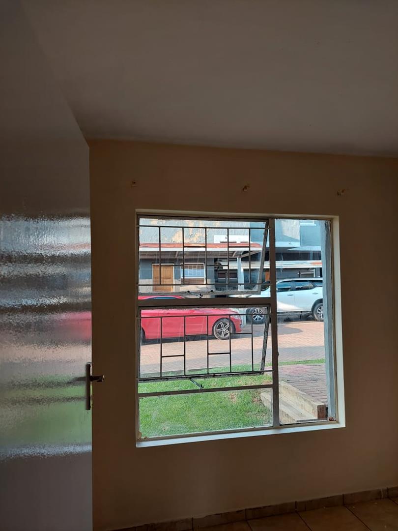 2 Bedroom Property for Sale in Pollak Park Gauteng