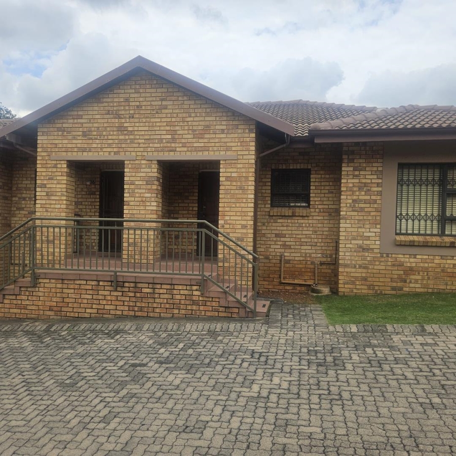 2 Bedroom Property for Sale in Ferndale Gauteng