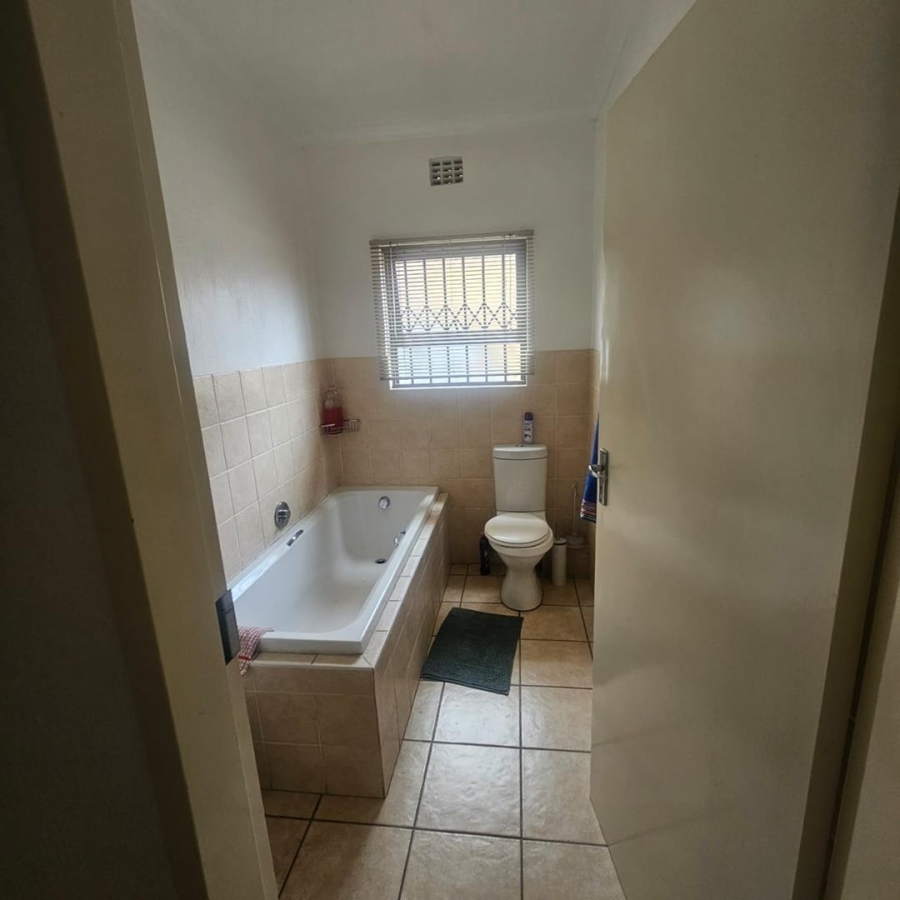2 Bedroom Property for Sale in Ferndale Gauteng