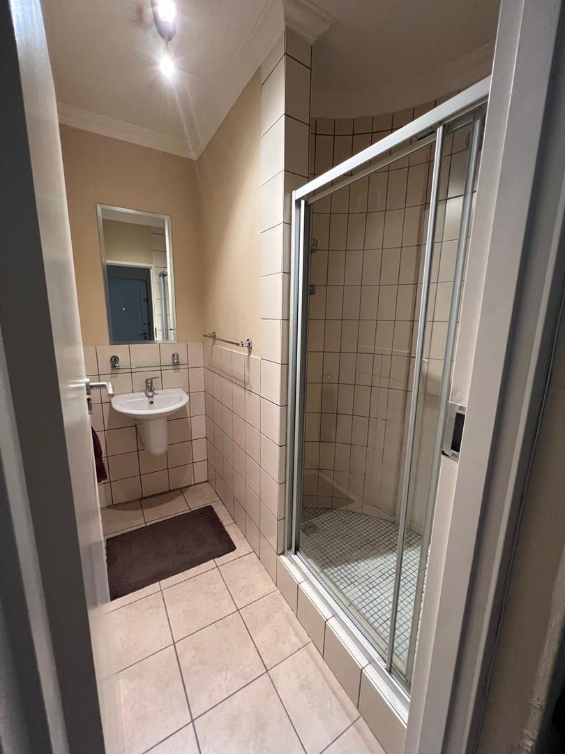 2 Bedroom Property for Sale in Killarney Gauteng