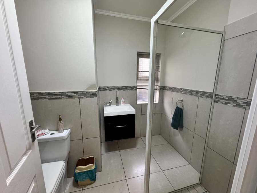 2 Bedroom Property for Sale in Northgate Gauteng