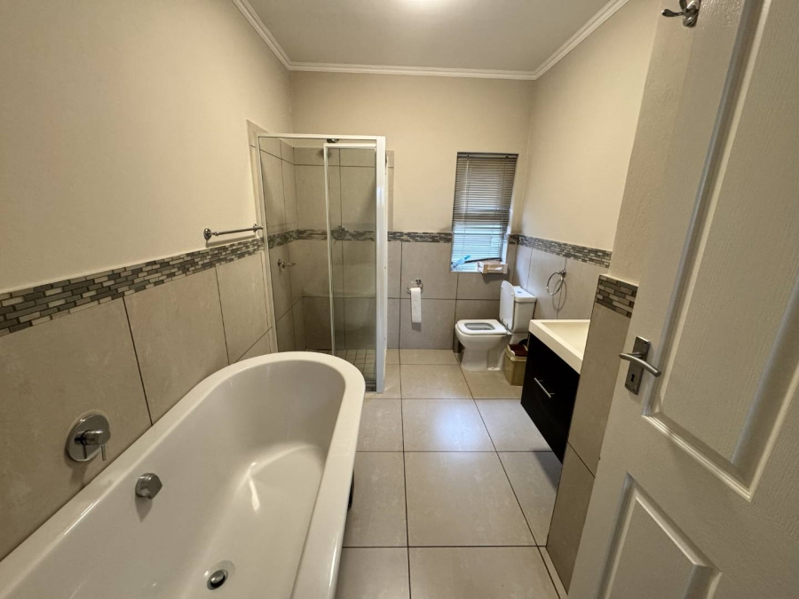 2 Bedroom Property for Sale in Northgate Gauteng