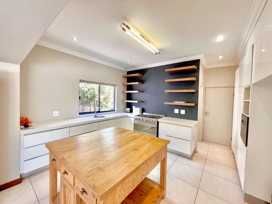 To Let 4 Bedroom Property for Rent in Hazeldean Gauteng