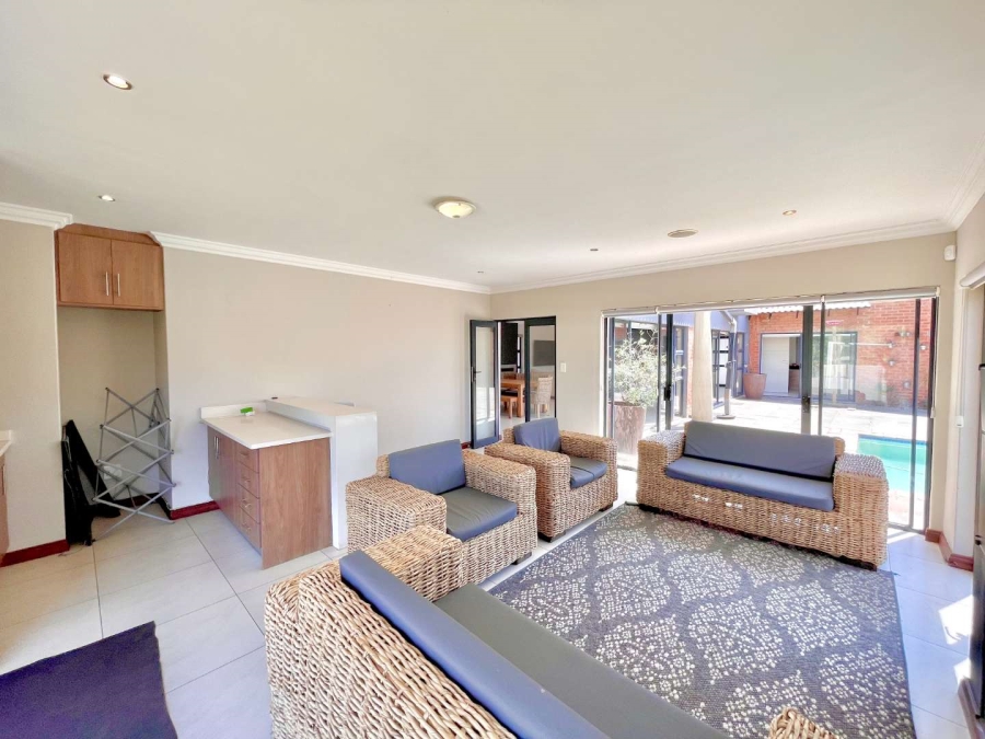 To Let 4 Bedroom Property for Rent in Hazeldean Gauteng