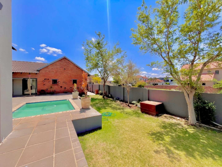 To Let 4 Bedroom Property for Rent in Hazeldean Gauteng