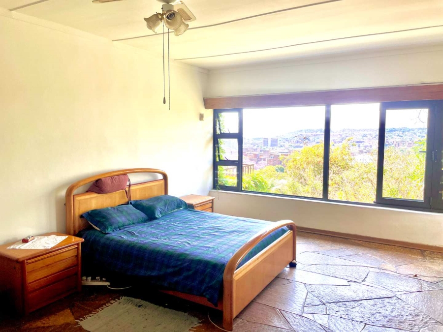 6 Bedroom Property for Sale in Muckleneuk Gauteng