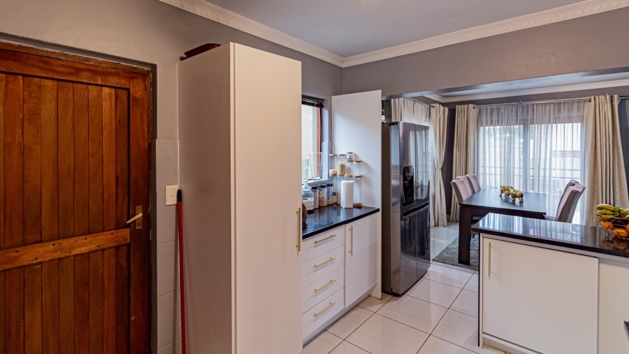 3 Bedroom Property for Sale in Fourways Gauteng