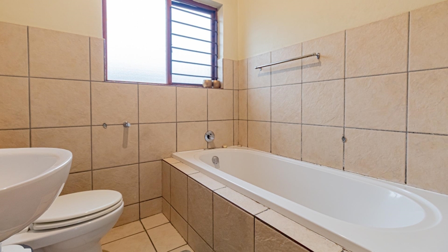 3 Bedroom Property for Sale in Fourways Gauteng