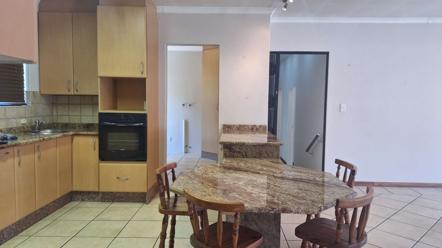 To Let 3 Bedroom Property for Rent in Northcliff Gauteng