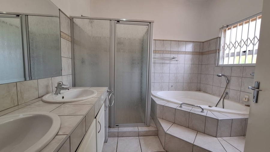 To Let 3 Bedroom Property for Rent in Northcliff Gauteng