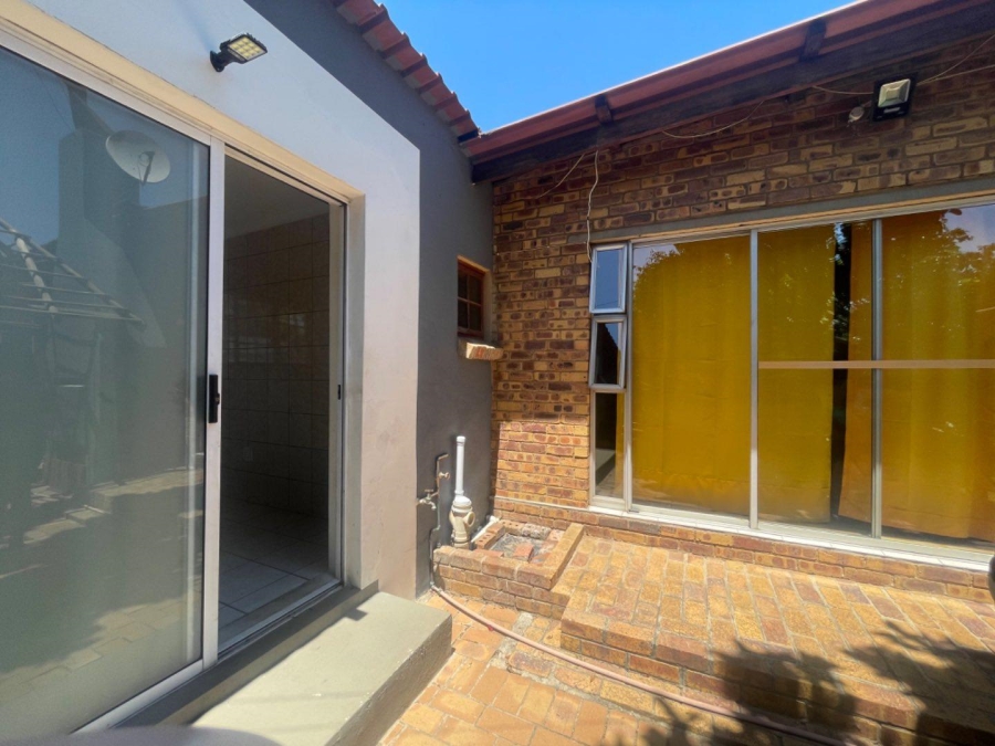 To Let 2 Bedroom Property for Rent in Kempton Park Ext 1 Gauteng