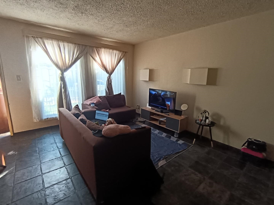 2 Bedroom Property for Sale in Kilner Park Gauteng