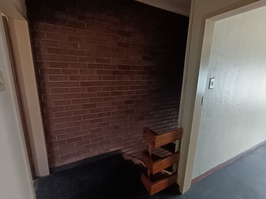 2 Bedroom Property for Sale in Kilner Park Gauteng