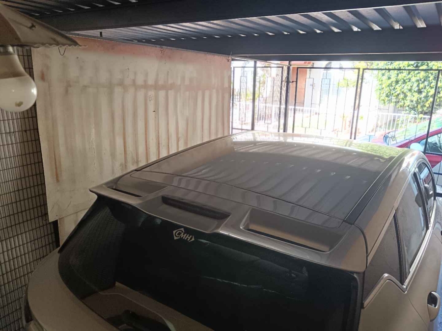 2 Bedroom Property for Sale in Kilner Park Gauteng