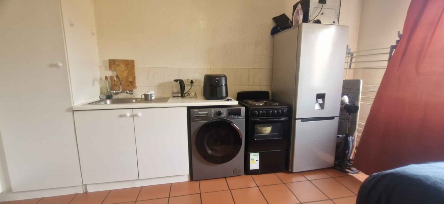 1 Bedroom Property for Sale in Riviera Gauteng