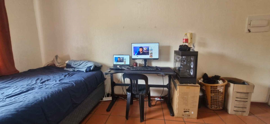 1 Bedroom Property for Sale in Riviera Gauteng