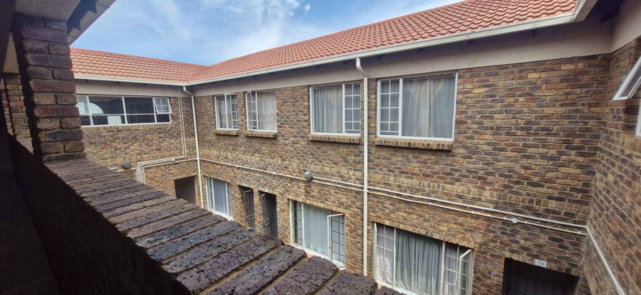 1 Bedroom Property for Sale in Riviera Gauteng