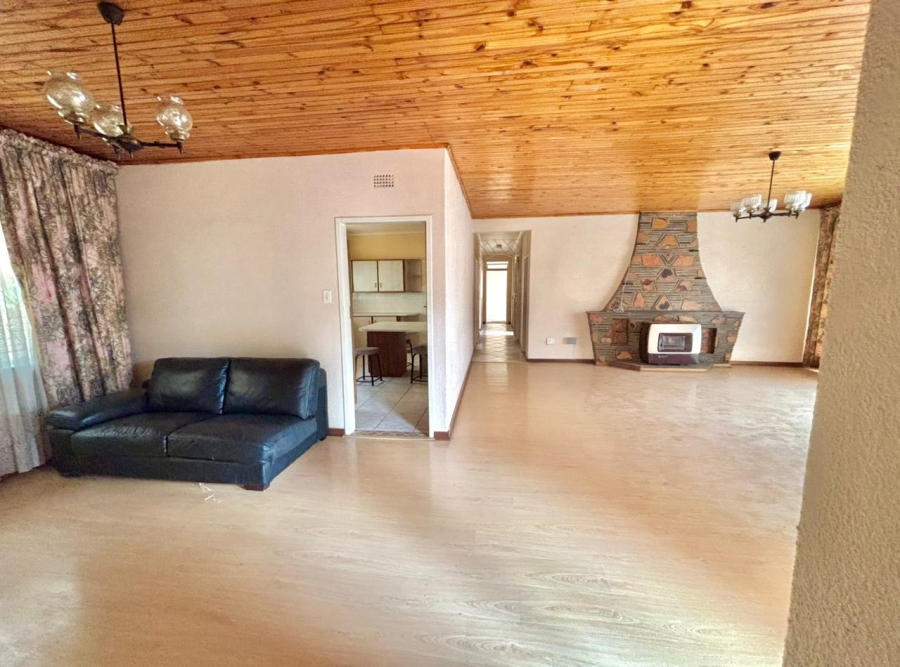 3 Bedroom Property for Sale in Glenvista Gauteng