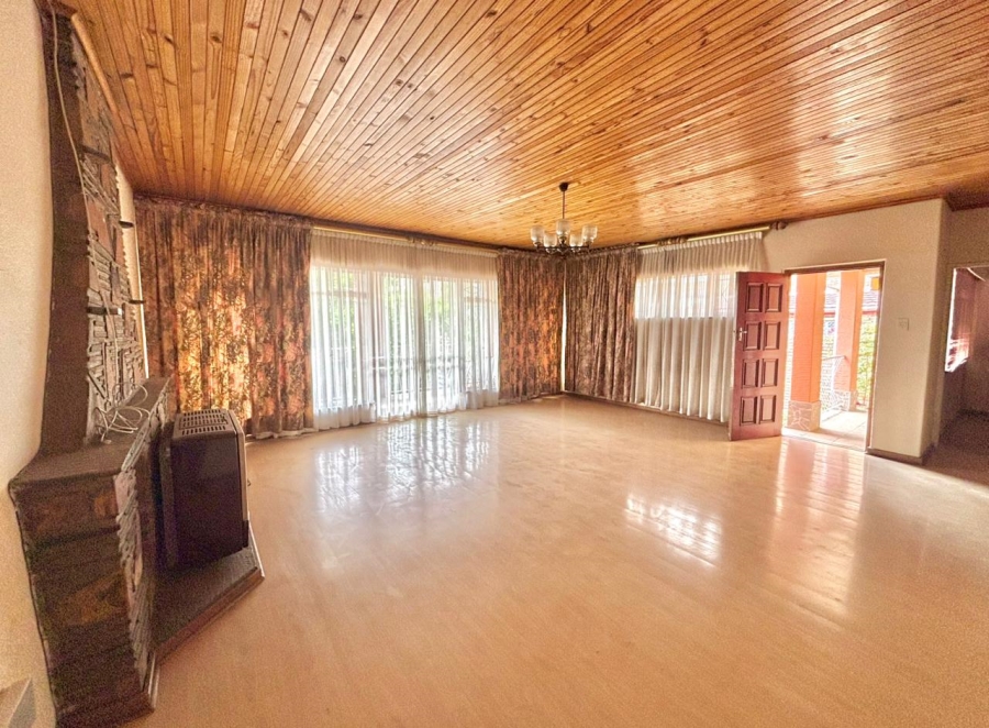 3 Bedroom Property for Sale in Glenvista Gauteng