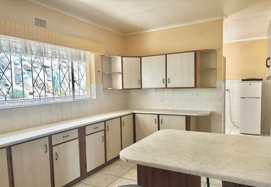 3 Bedroom Property for Sale in Glenvista Gauteng