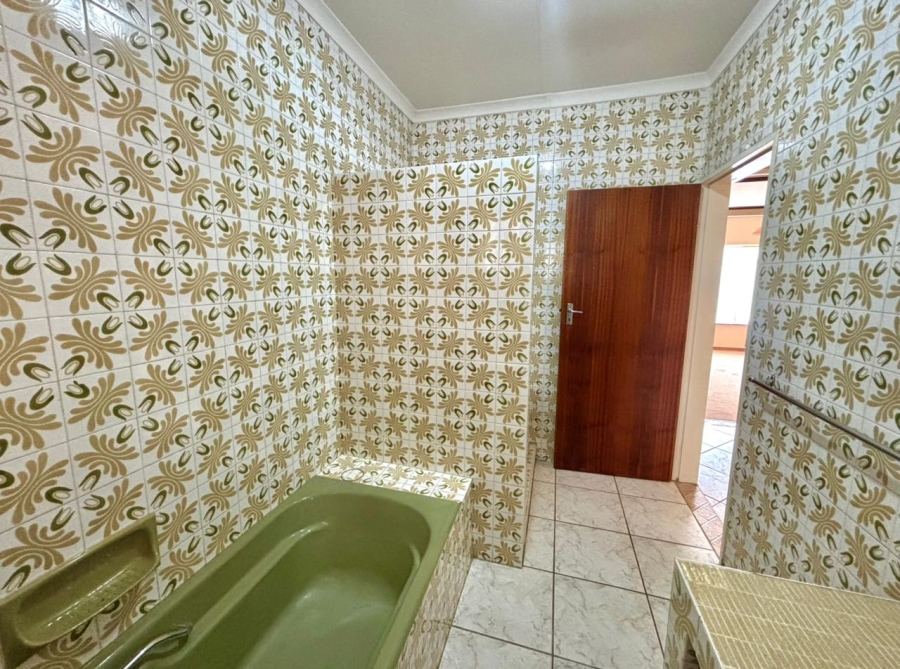 3 Bedroom Property for Sale in Glenvista Gauteng