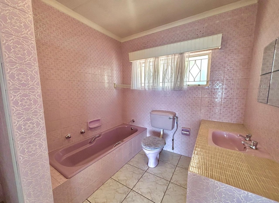 3 Bedroom Property for Sale in Glenvista Gauteng