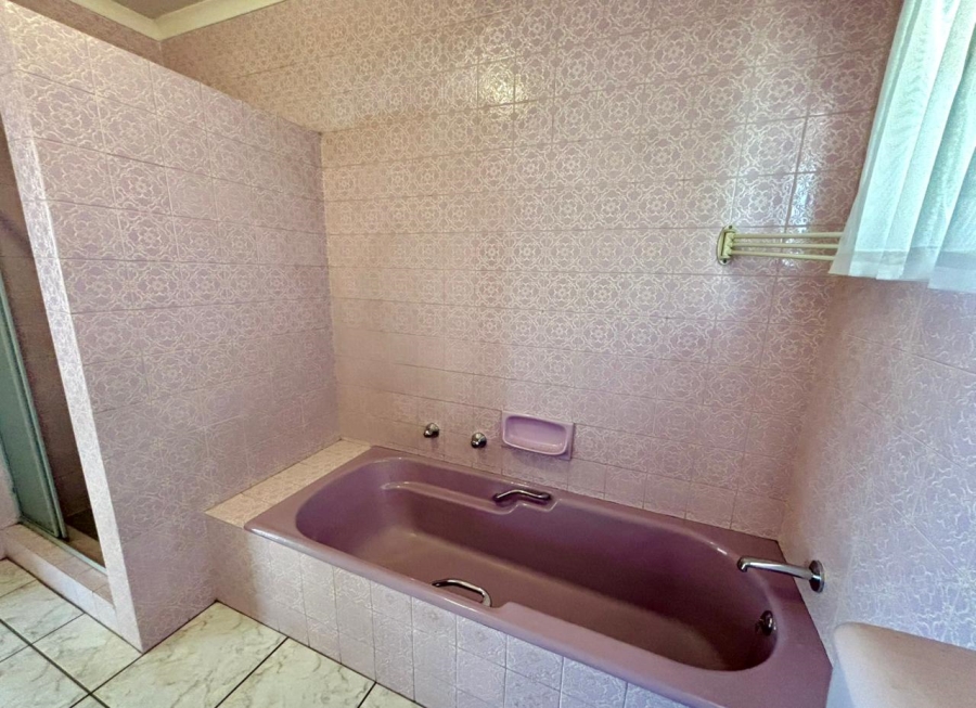 3 Bedroom Property for Sale in Glenvista Gauteng