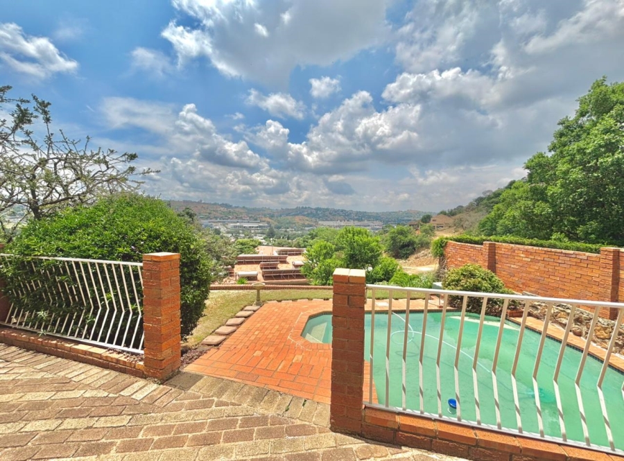 3 Bedroom Property for Sale in Glenvista Gauteng