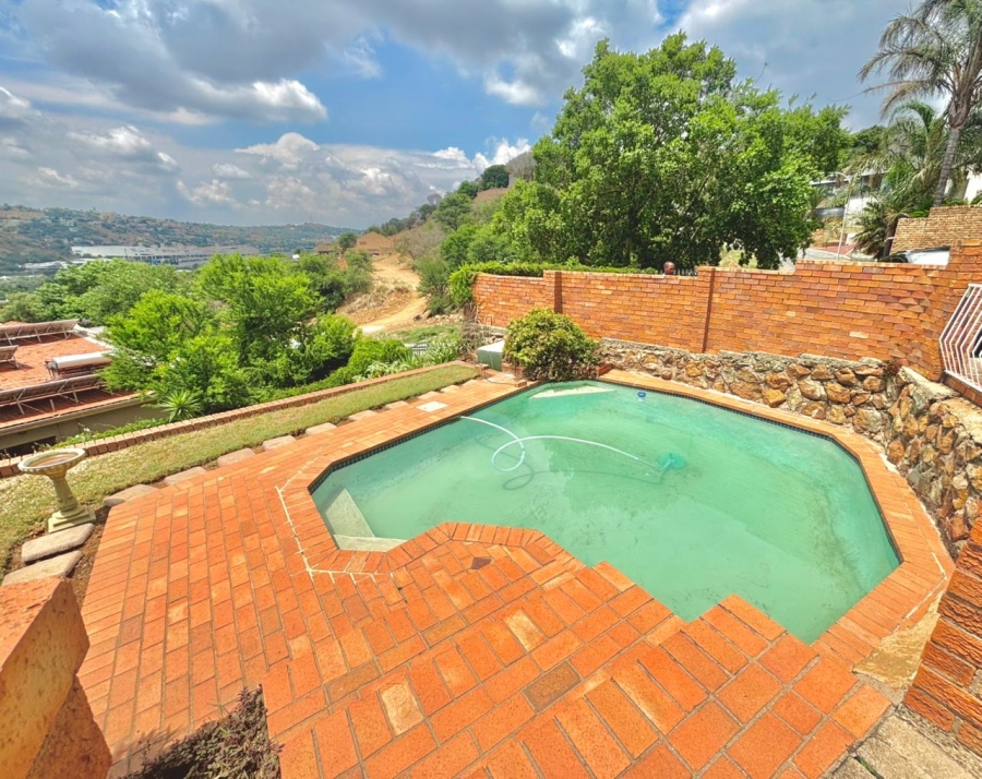 3 Bedroom Property for Sale in Glenvista Gauteng