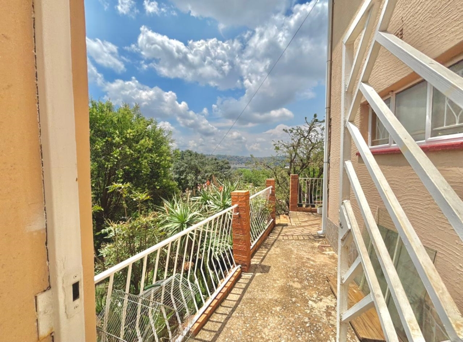 3 Bedroom Property for Sale in Glenvista Gauteng