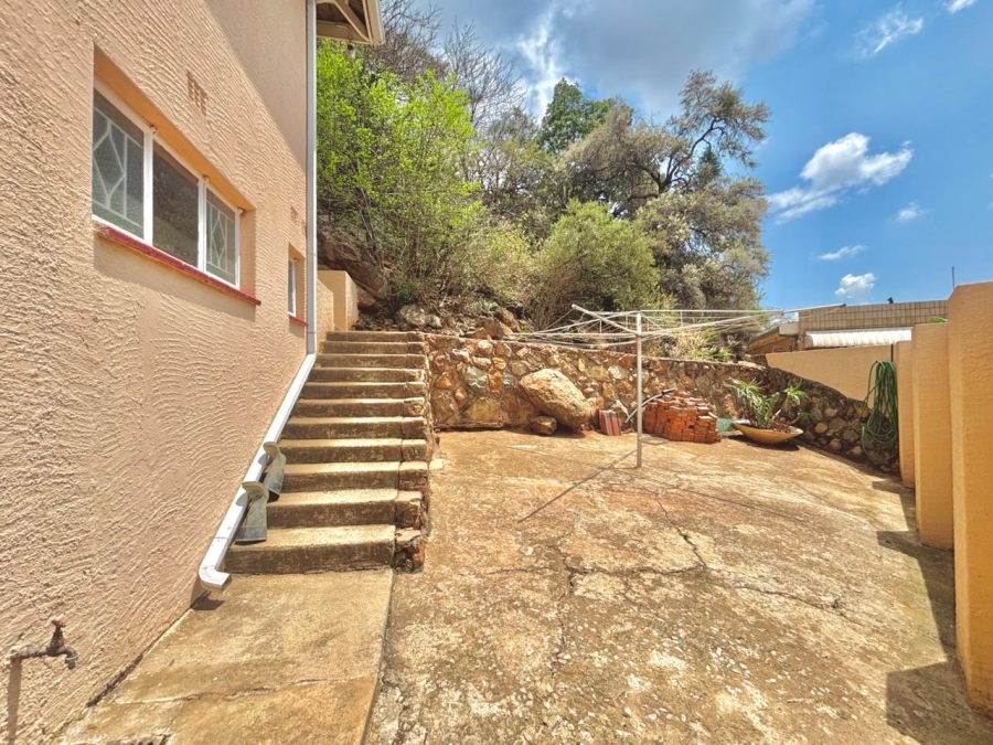 3 Bedroom Property for Sale in Glenvista Gauteng