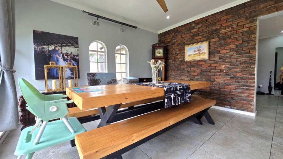 4 Bedroom Property for Sale in Verwoerdpark Gauteng