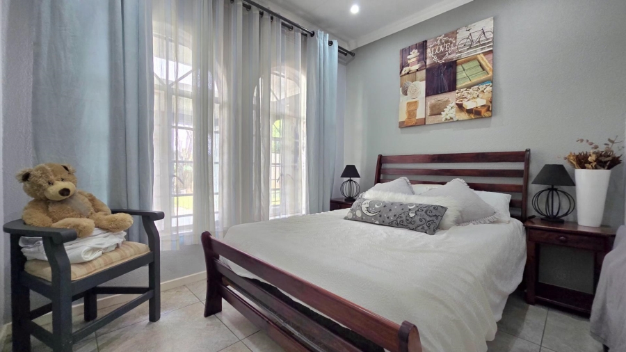 4 Bedroom Property for Sale in Verwoerdpark Gauteng