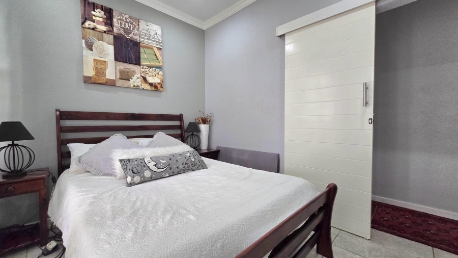 4 Bedroom Property for Sale in Verwoerdpark Gauteng