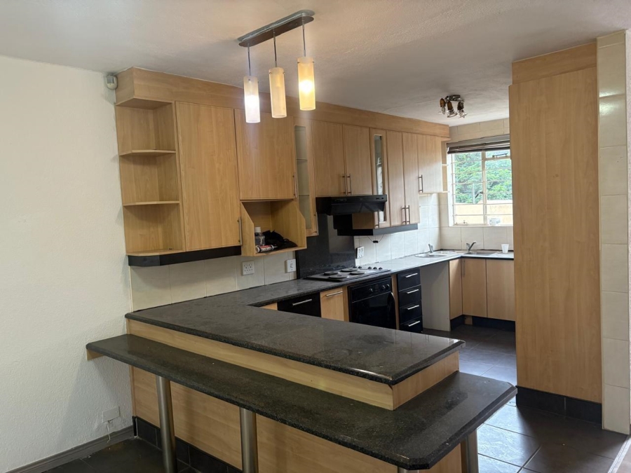 3 Bedroom Property for Sale in Mondeor Gauteng