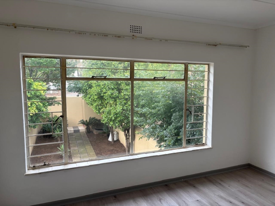 3 Bedroom Property for Sale in Mondeor Gauteng