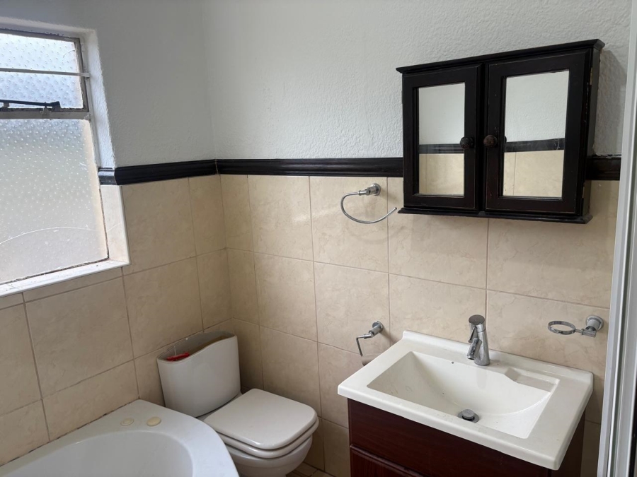 3 Bedroom Property for Sale in Mondeor Gauteng