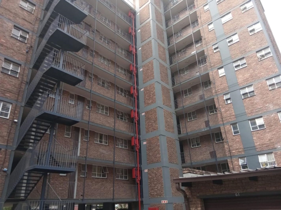 2 Bedroom Property for Sale in Pretoria Central Gauteng