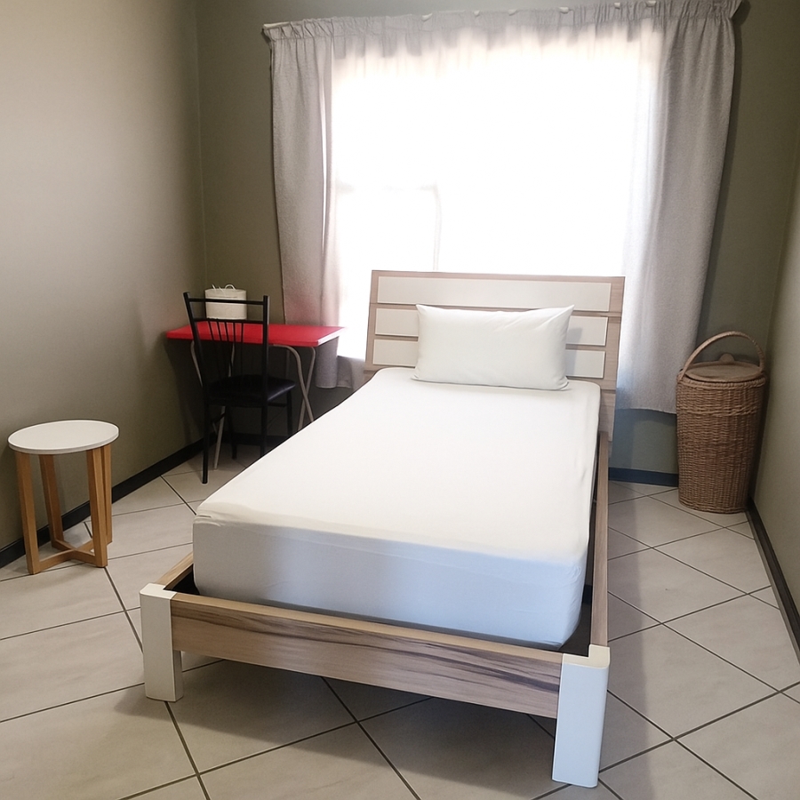 2 Bedroom Property for Sale in The Reeds Gauteng
