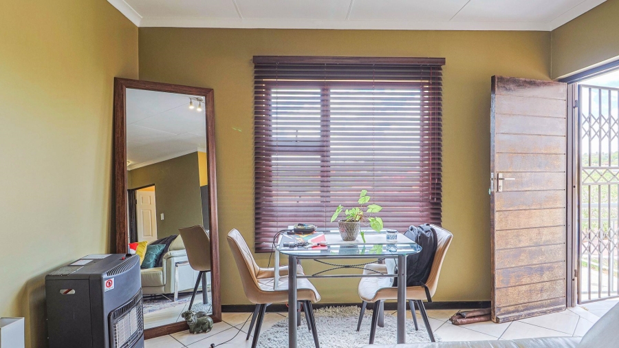 2 Bedroom Property for Sale in The Reeds Gauteng